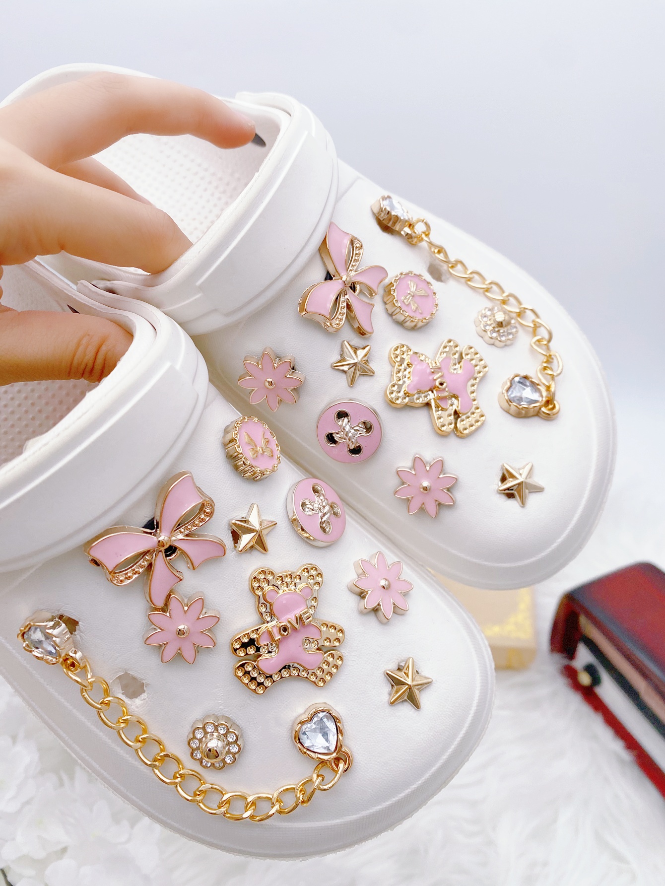 20 Pcs Trendy Pink Bear Chain  - огляд і ціна Gardening Tools Pink